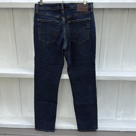 Lucky Brand 121 Slim Jeans 31X32. - Picture 2 of 6